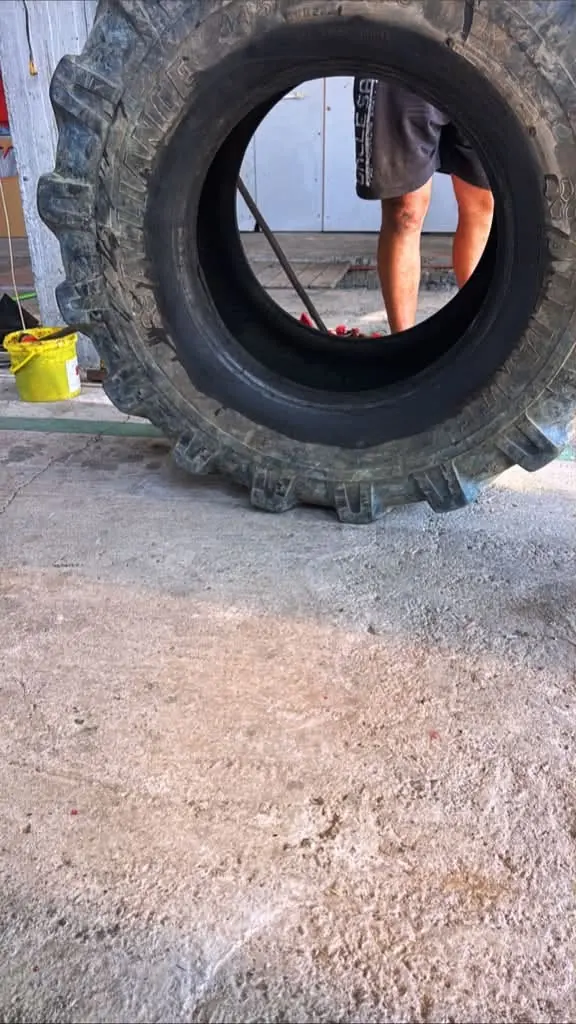 Anvelopă agricolă, gata de reparat